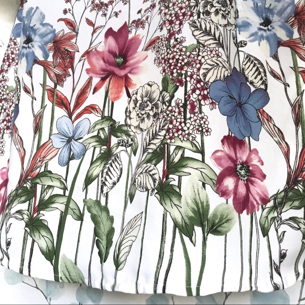 Vine & Love Garden Floral Boho Knotted Tie Blouse - Picture 12 of 12